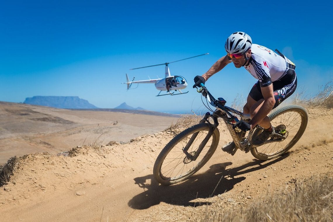 Dem Mountainbike-Marathon-Weltmeister machen Höhenmeter und Hitze wenig aus