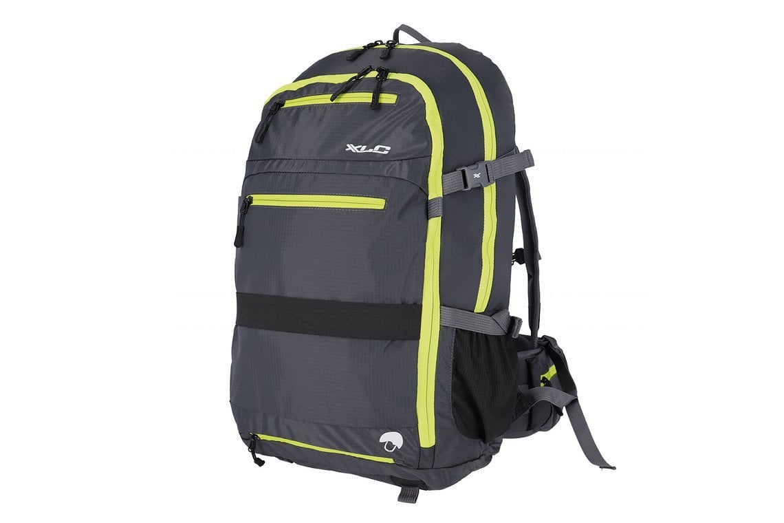 Der XLC BA-S98 4 ist ein neu konstruierter Rucksack für längere Touren