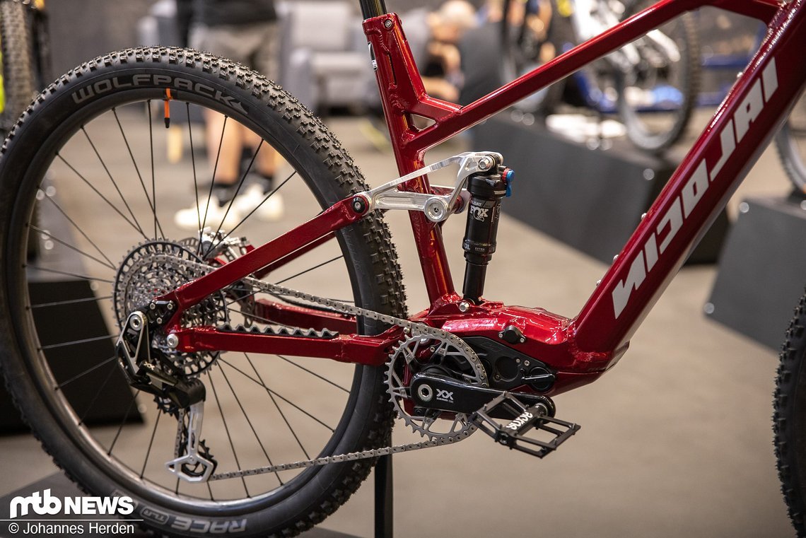 Bei der Geometrie wurde sich ganz an der nicht elektrischen Version des Saturn 11 orientiert.