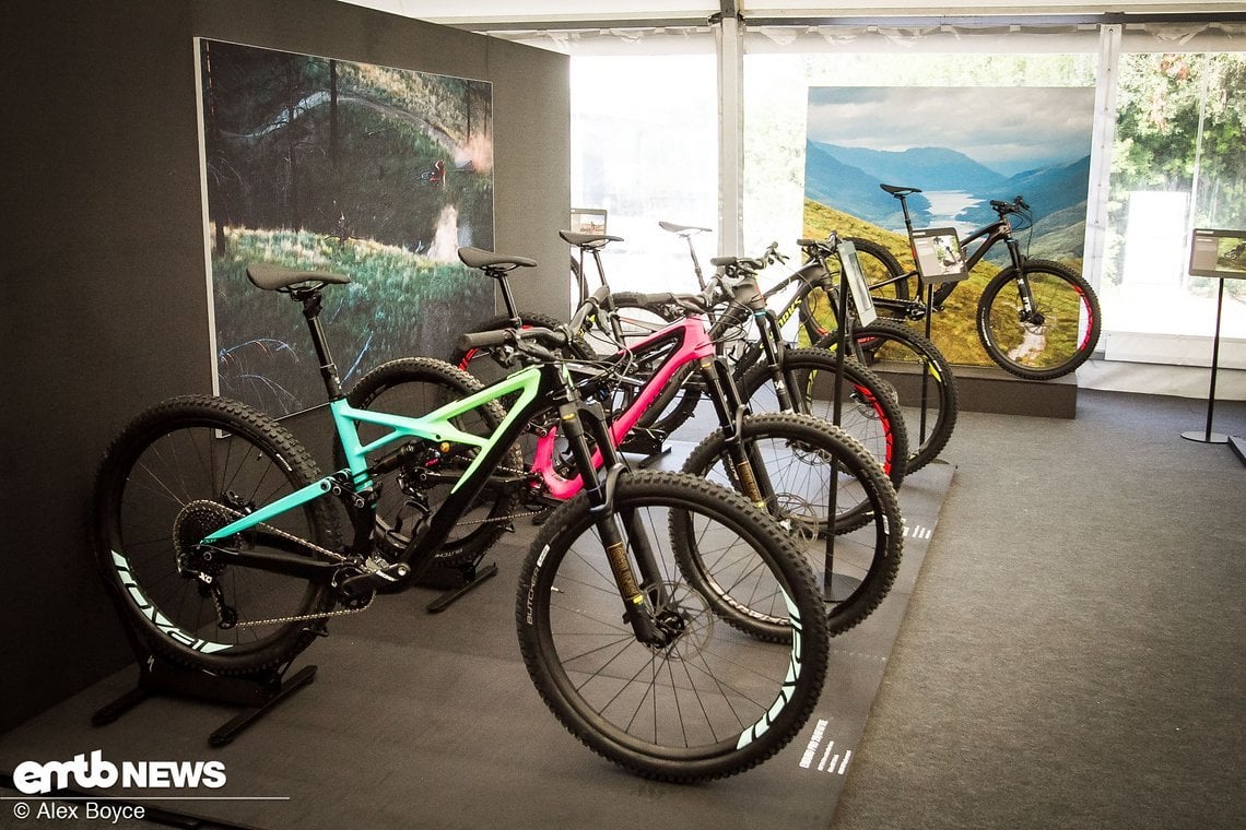 Trail und Enduro-Bikes nehmen viel Platz ein in der Off-Road Sektion