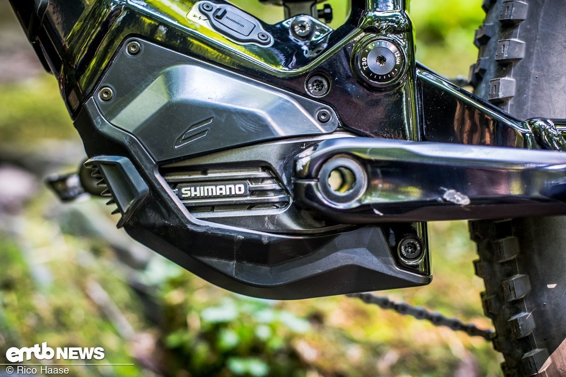 Der Shimano EP8 ist kompakt und ...