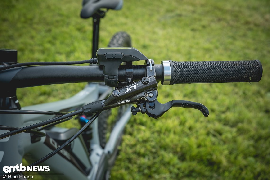 Ergonomisch top und Bremspower satt – die Shimano XT-Bremsen