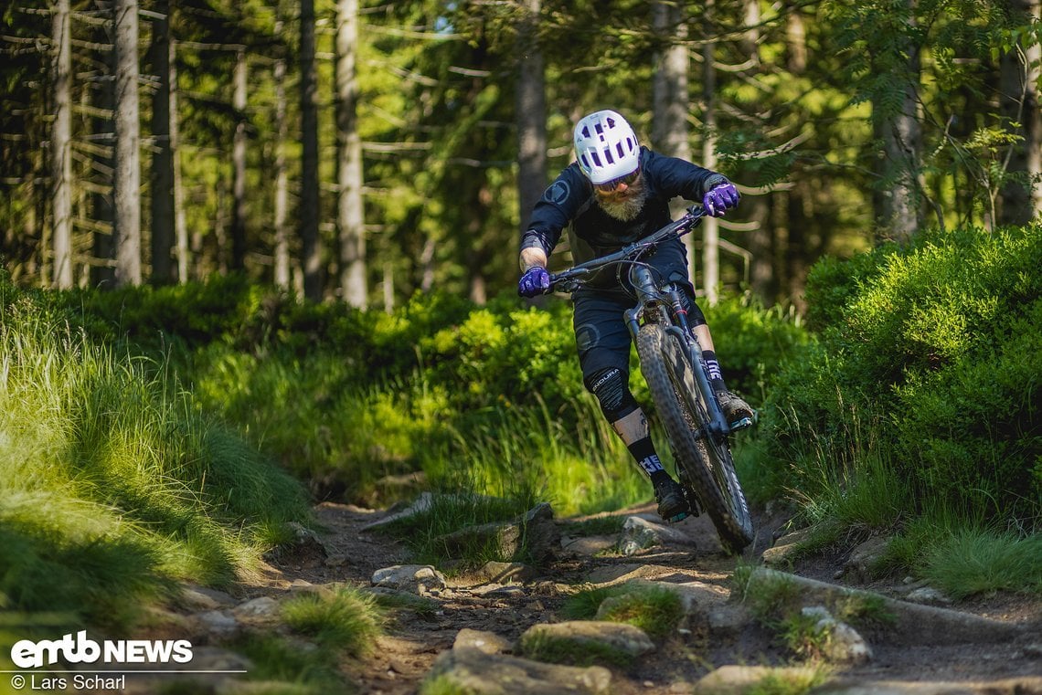 Durch Steine tänzelt das Lapierre Overvolt GLP2 geradezu hindurch.