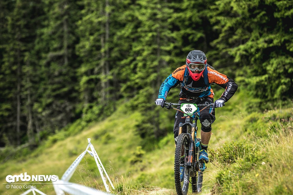 Michael von der Haibike Enduro Crew dreht kräftig am Gashahn