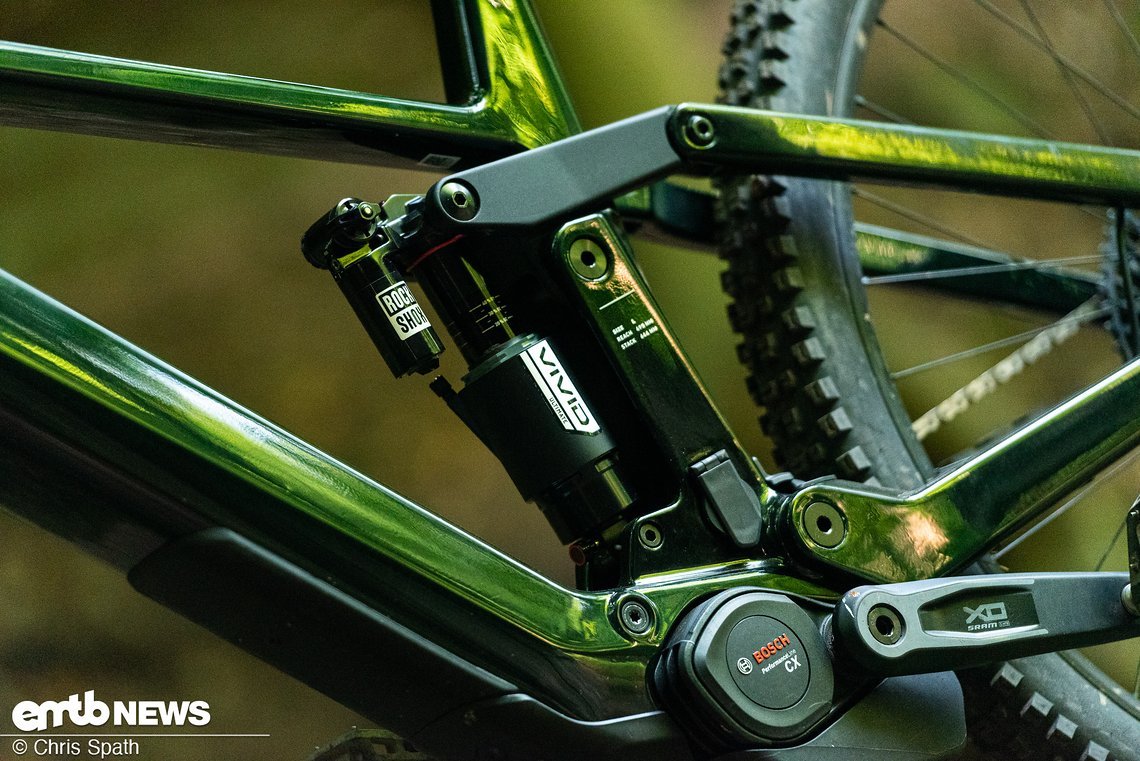 Passend zur ZEB Ultimate wird ein RockShox Vivid Air Ultimate verbaut.