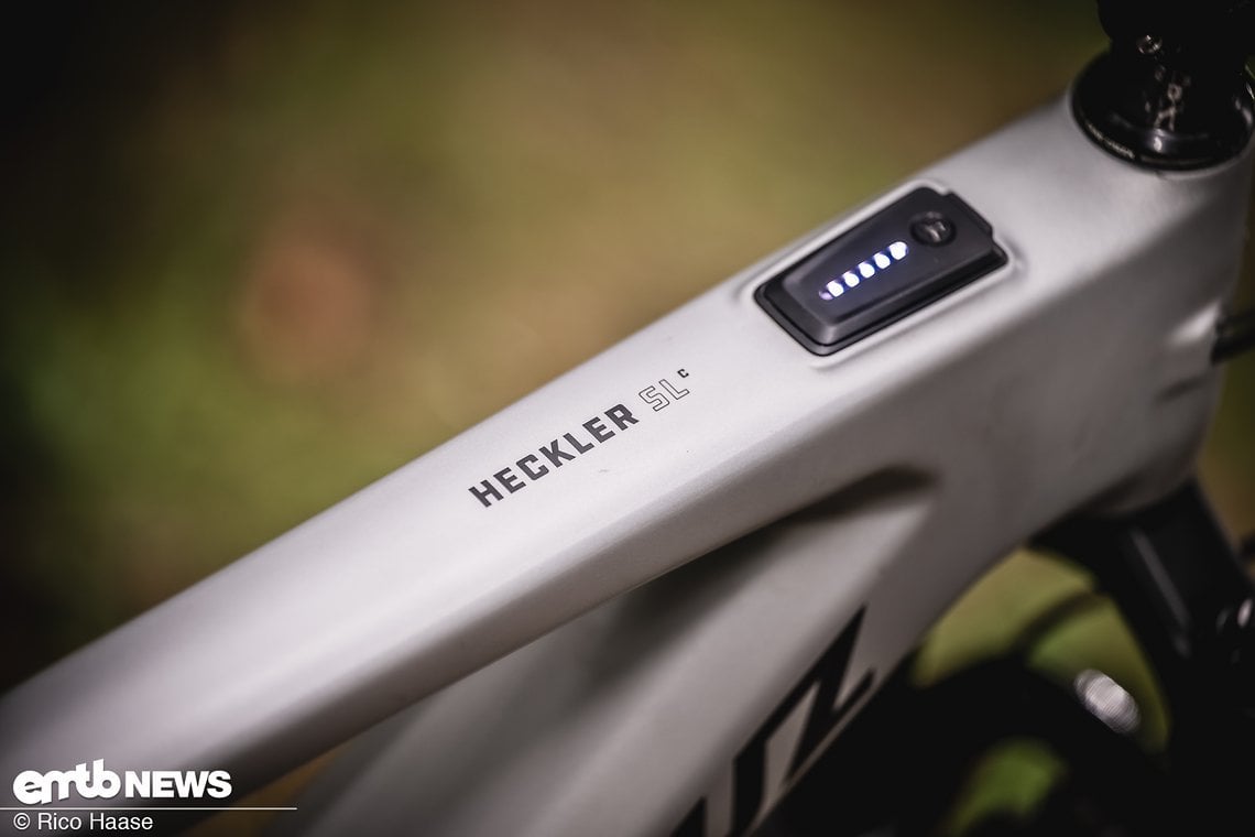 Am Heckler SL setzt Santa Cruz auf das Fazua Ride 60 System.