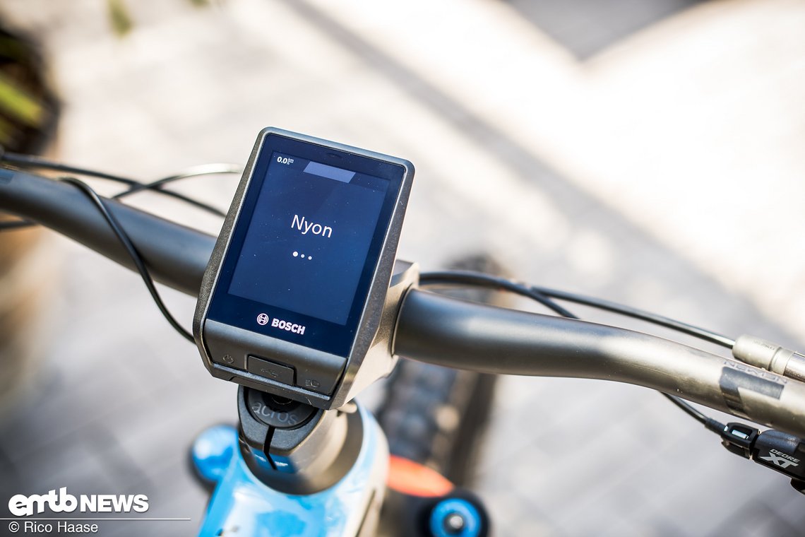 Wer auf Navigation am E-Bike steht, der sollte sich das Bosch Nyon genauer anschauen.