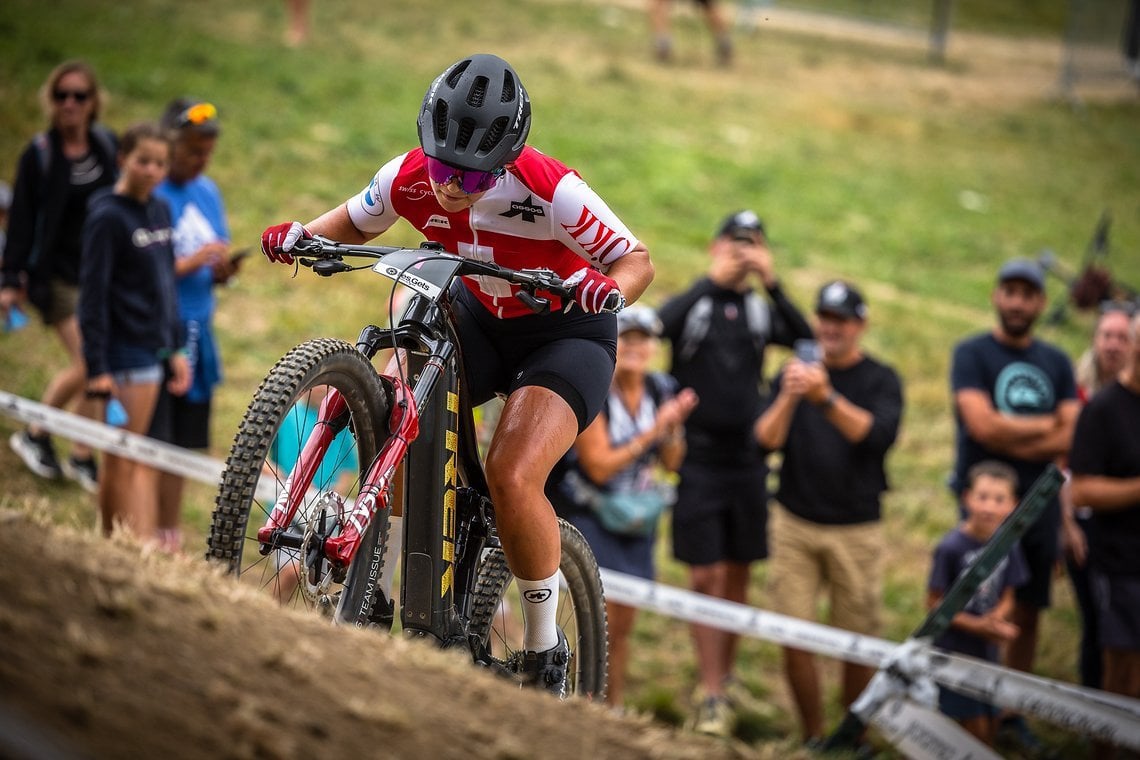 Maximale Konzentration und Power. Hier Nicole Göldi auf ihrer Fahrt zum WM-Titel.