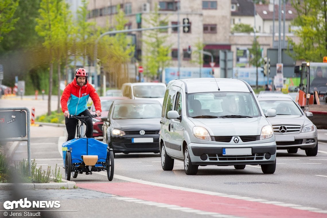 Flotter als das Auto in der City