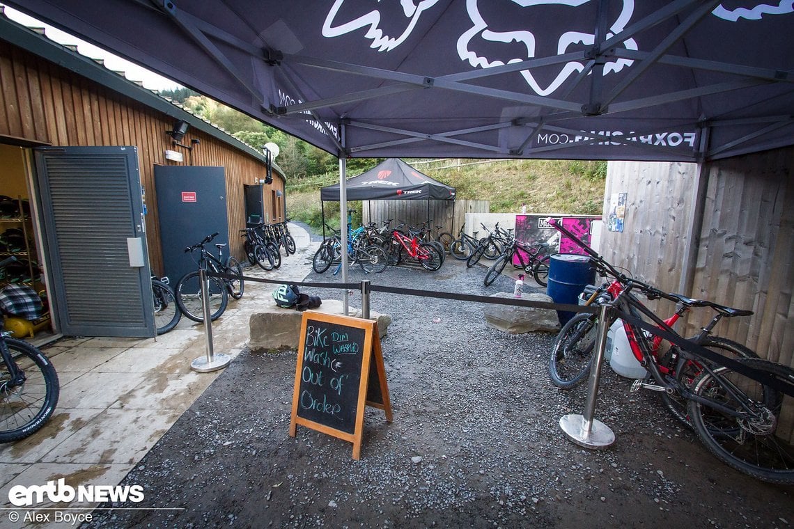 Es gibt einen Bike Wash