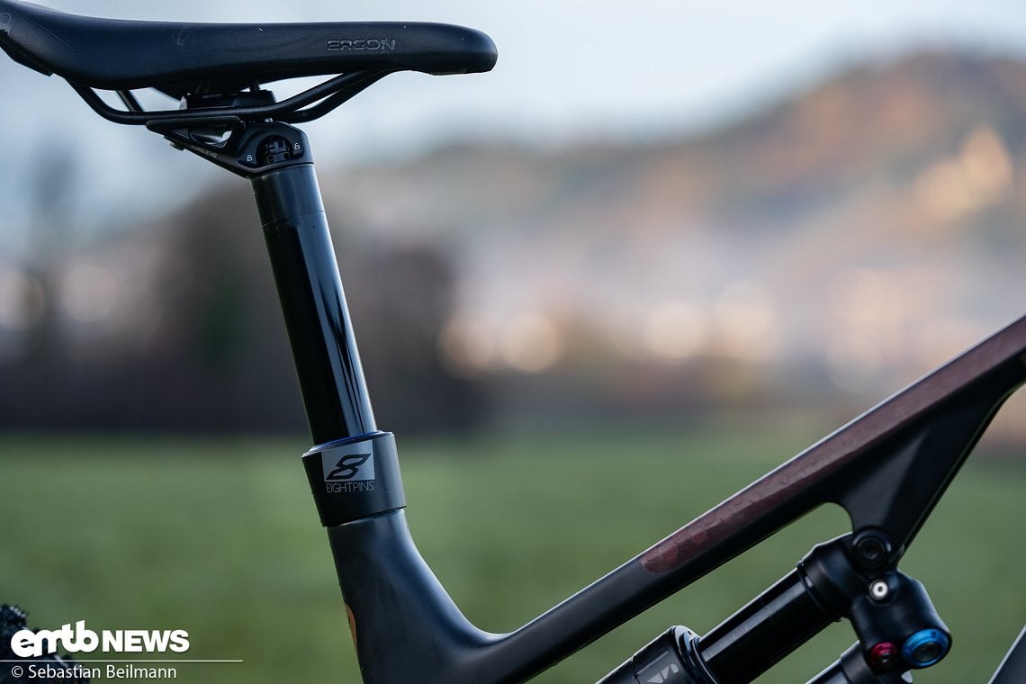 In unserem Testbike war eine Eightpins-Sattelstütze verbaut