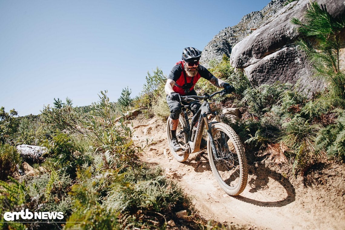 Die Sitzposition und Geometrie des Levo SL ist ideal für Touren oder sportliche Trailrunden