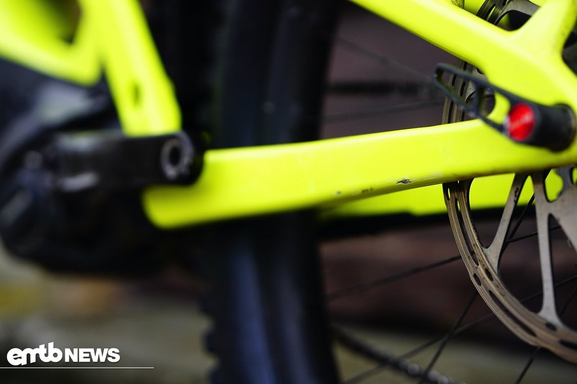 Die steinigen, rutschigen Bedingungen in Calci forderten den Bikes einiges ab