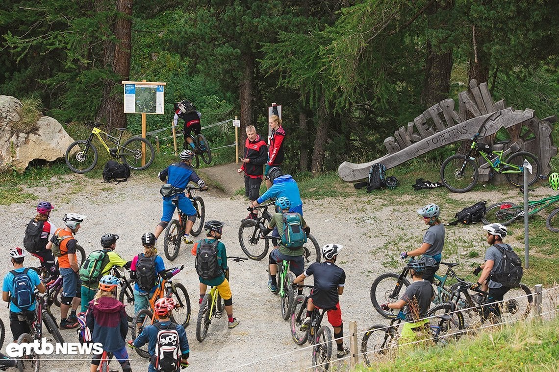 Der Foppettas Flow Trail war ein verspielter vielseitiger Trail mit super engen, aber noch flüssig zu durchfahrenen Anliegerturns