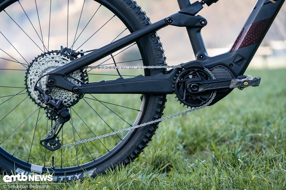 Für die Gangwechsel zeichnet sich eine Shimano XT-Schaltgruppe verantwortlich