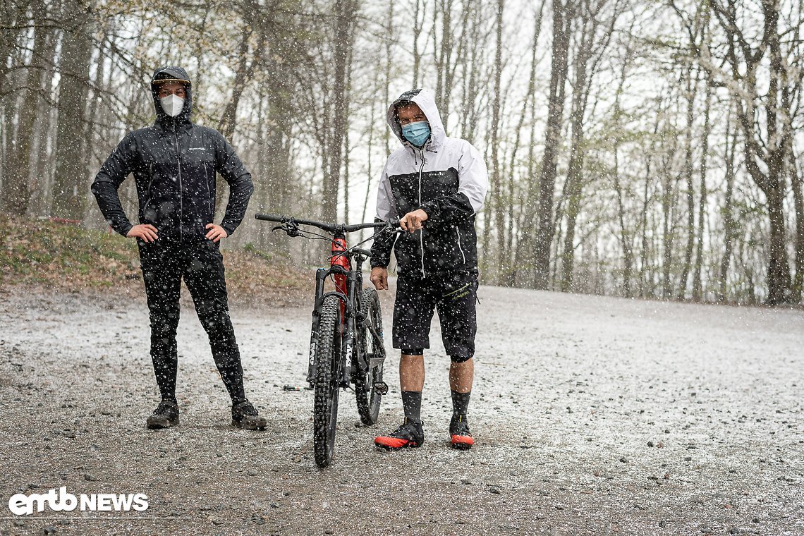 Konnte die Vorfreude nicht schmälern: Trotz Schnellfalls, war die Entscheidung für einen gemeinsamen ersten Trailride klar