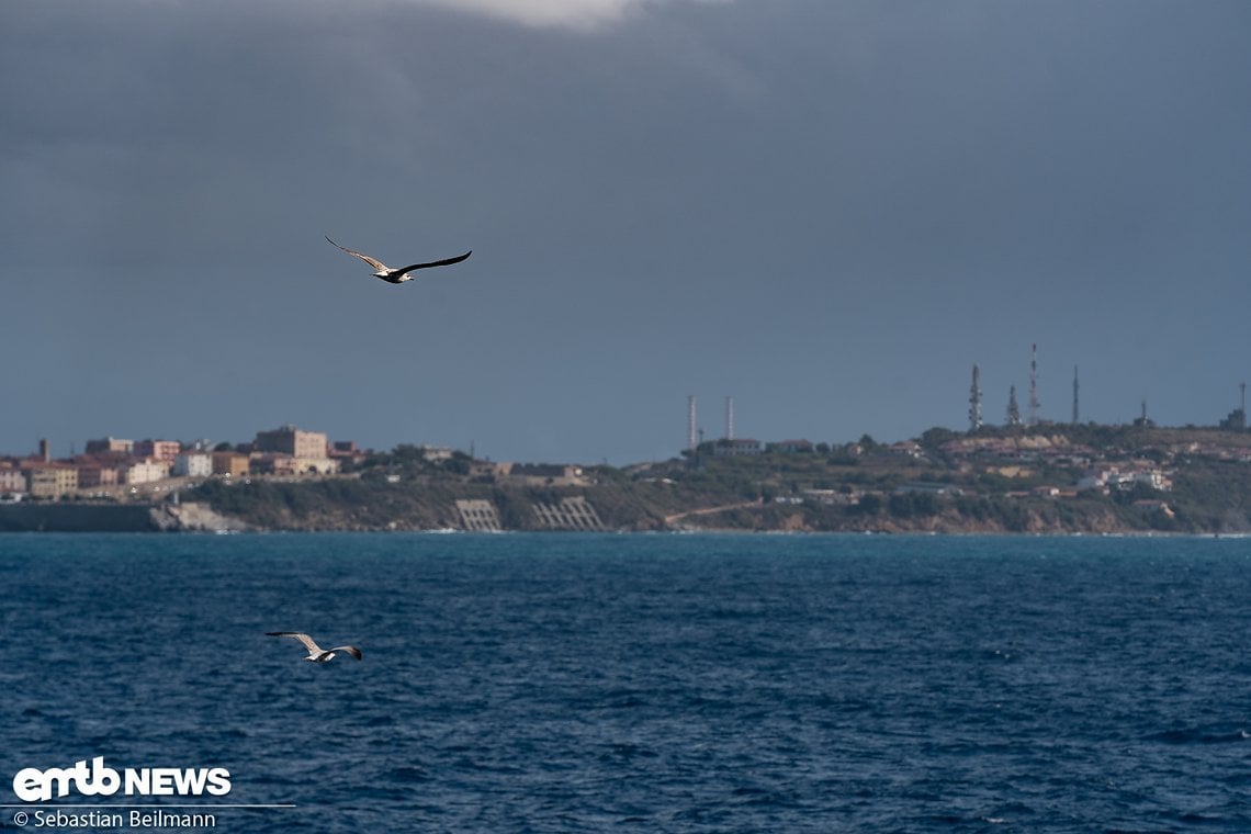 Wir lassen Piombino und das Festland hinter uns