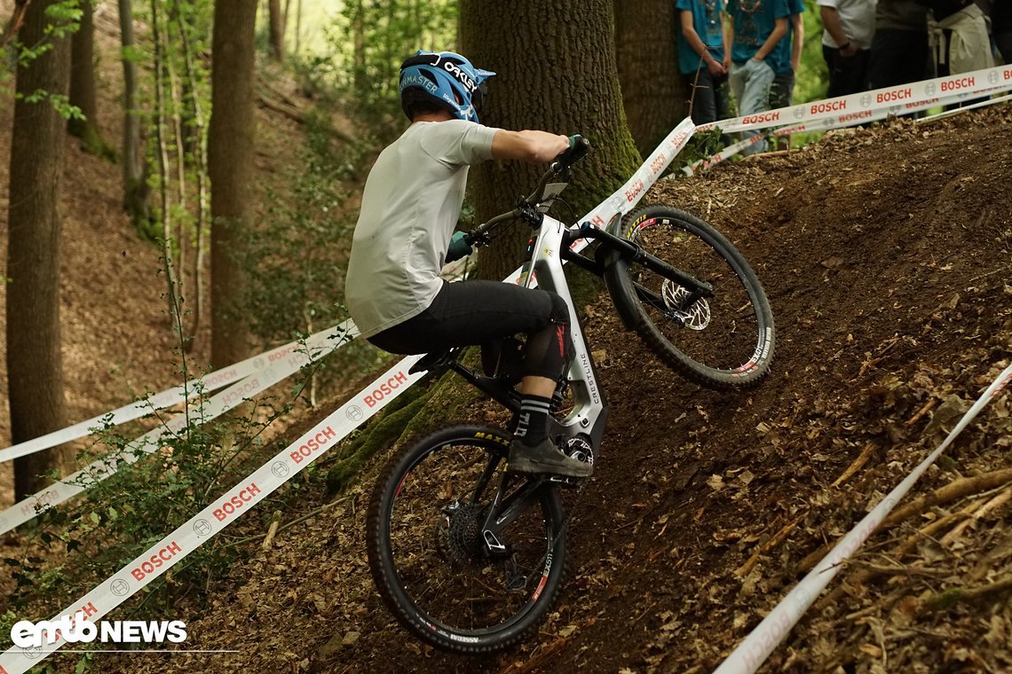 Technisch, eng und hängend – 1 mit Stern für diese Powerstage!