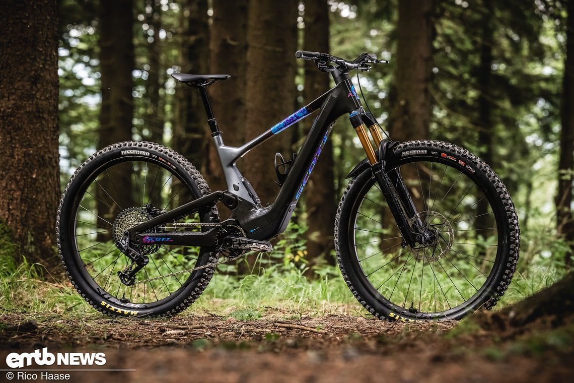 Das Scott Voltage eRide 900 Tuned setzt auf einen TQ HPR50-Antrieb und edle Komponenten