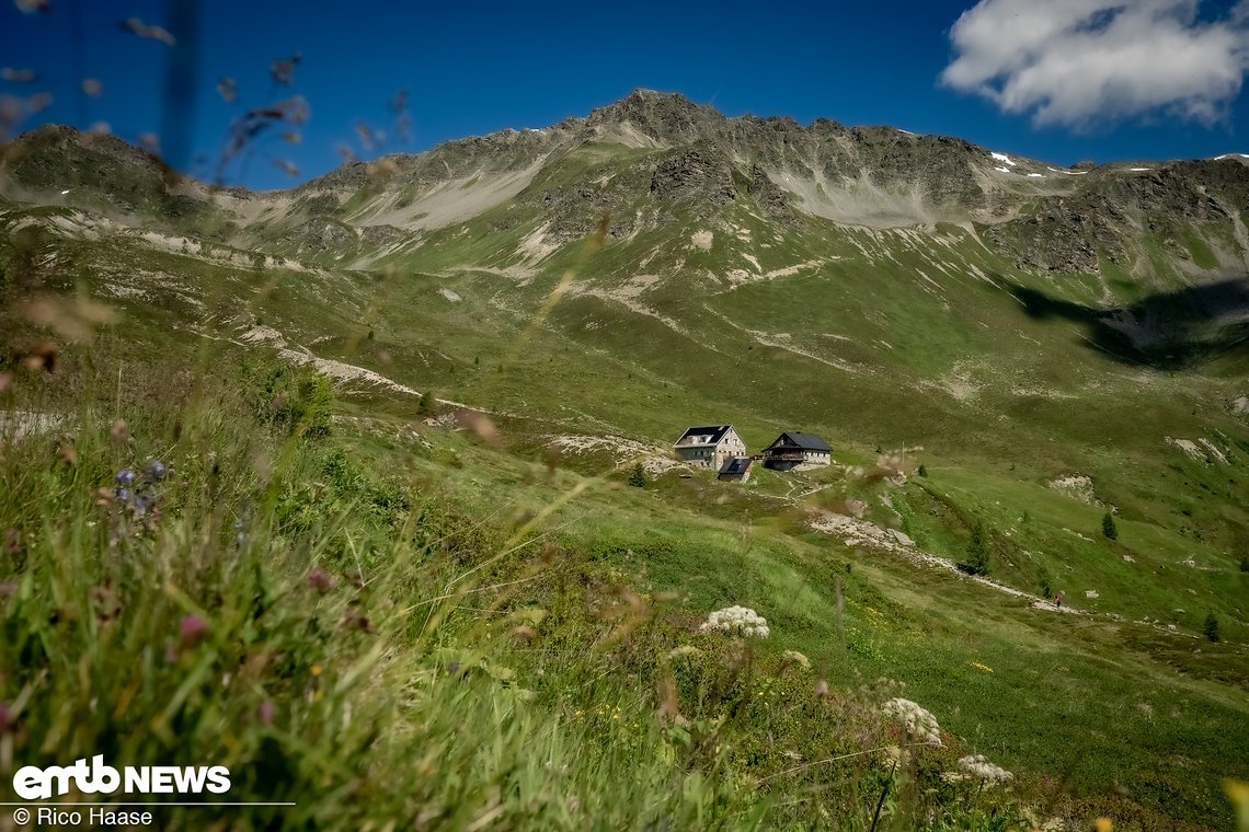 ... Friedrichshafener Hütte, die wir erst auf dem Rückweg besuchen werden.