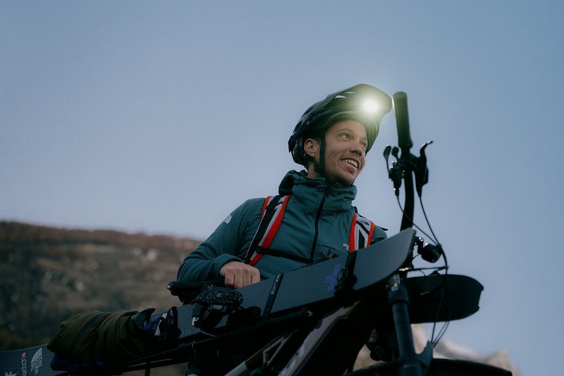 240806 Ghost E-ASX Sam -12 LR