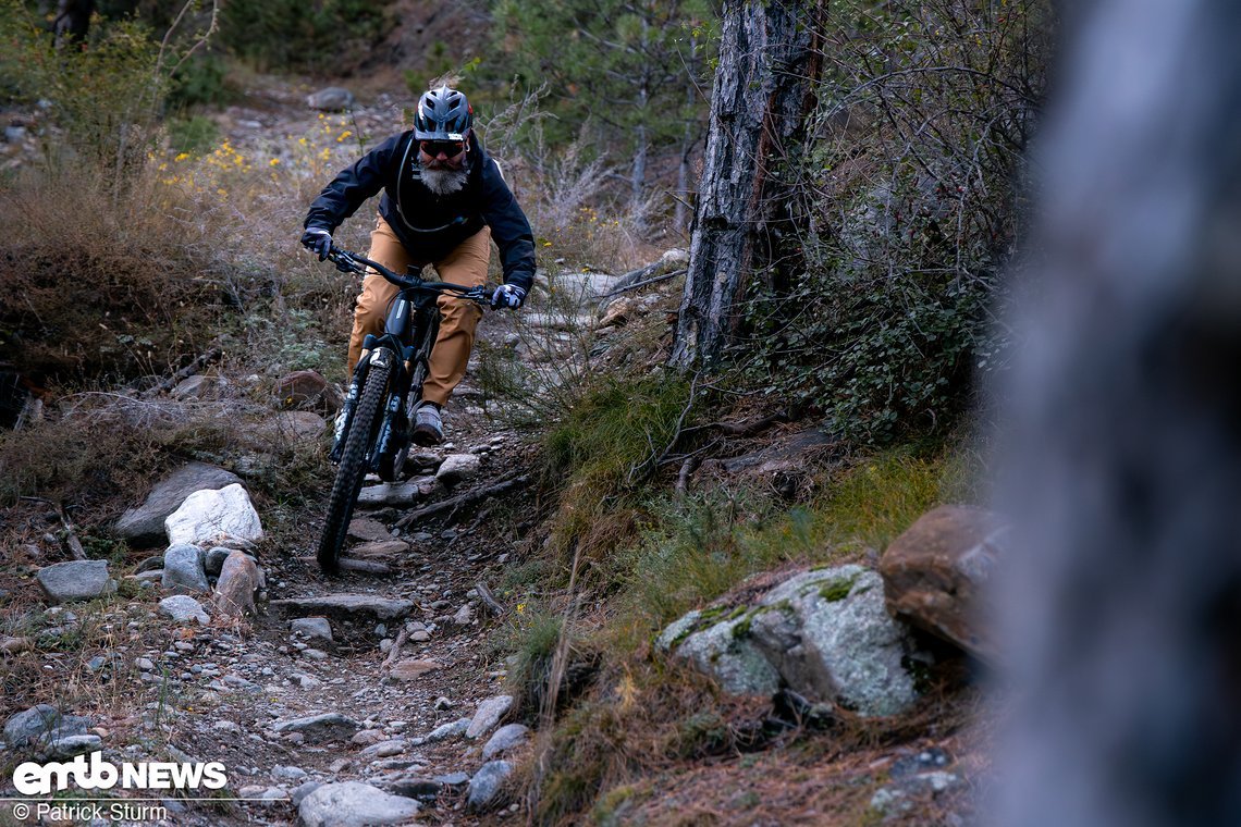 Dem Testbike ist es schlichtweg egal, auf welchem Terrain es bewegt wird …