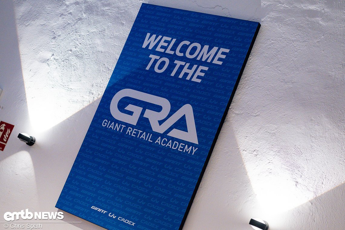 Die Giant Retail Academy gibt es mit Schulungsveranstaltungen oder online.