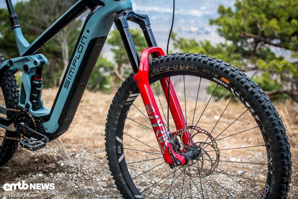 RockShox Lyric – eine fantastische Gabel mit einer extrem sexy Lackierung, stylischen Decals und einer top Performance