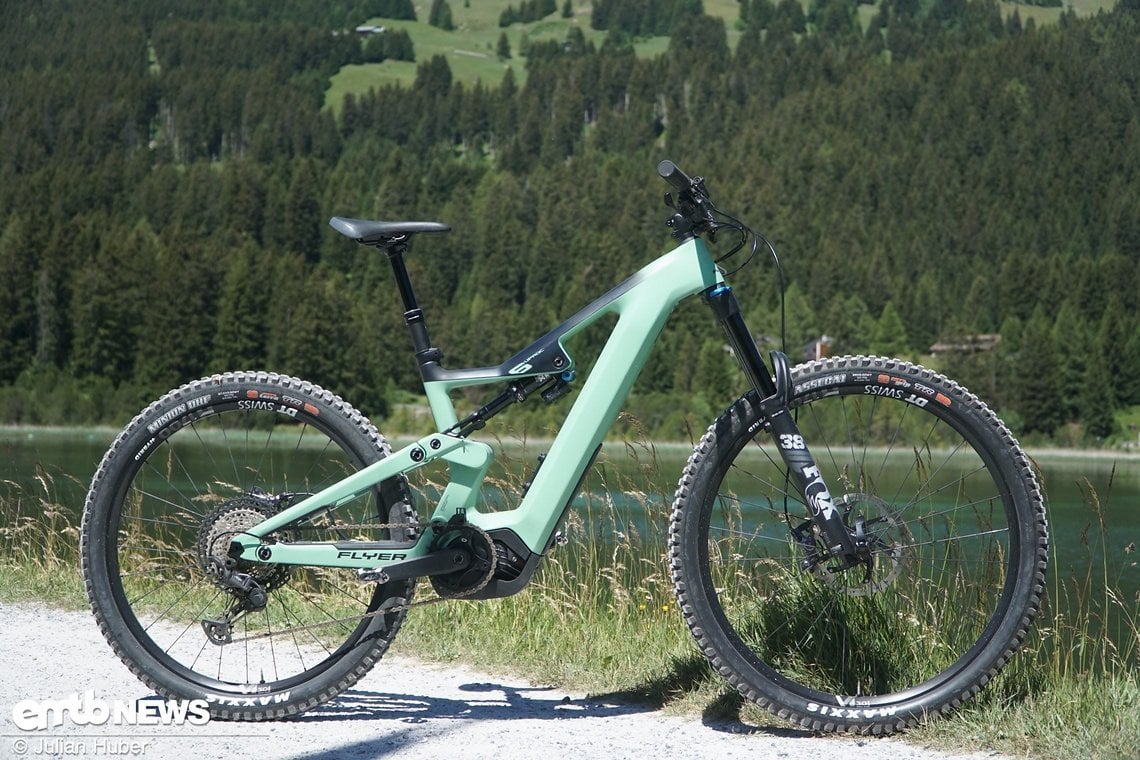 Flyer Uproc 6 - 8.70 – E-MTB-Neuheit 2021 – Farbvariante Lichen Green / Black Satin