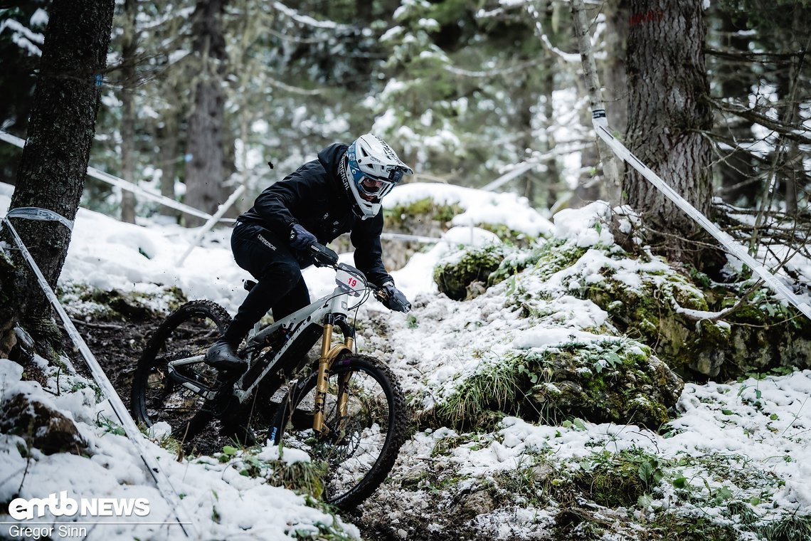 Mathieu Ruffray, ebenfalls aus Frankreich, fokussiert sich auf die Linie im Schneefeld.