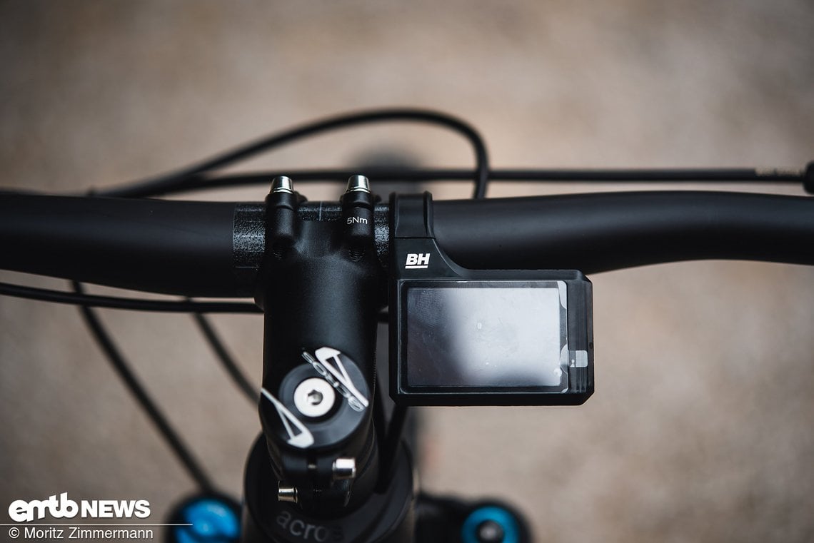 Na, wer erkennt das Vorbild? Richtig, das BH XDisplay erinnert optisch stark ein ein Shimano-Display