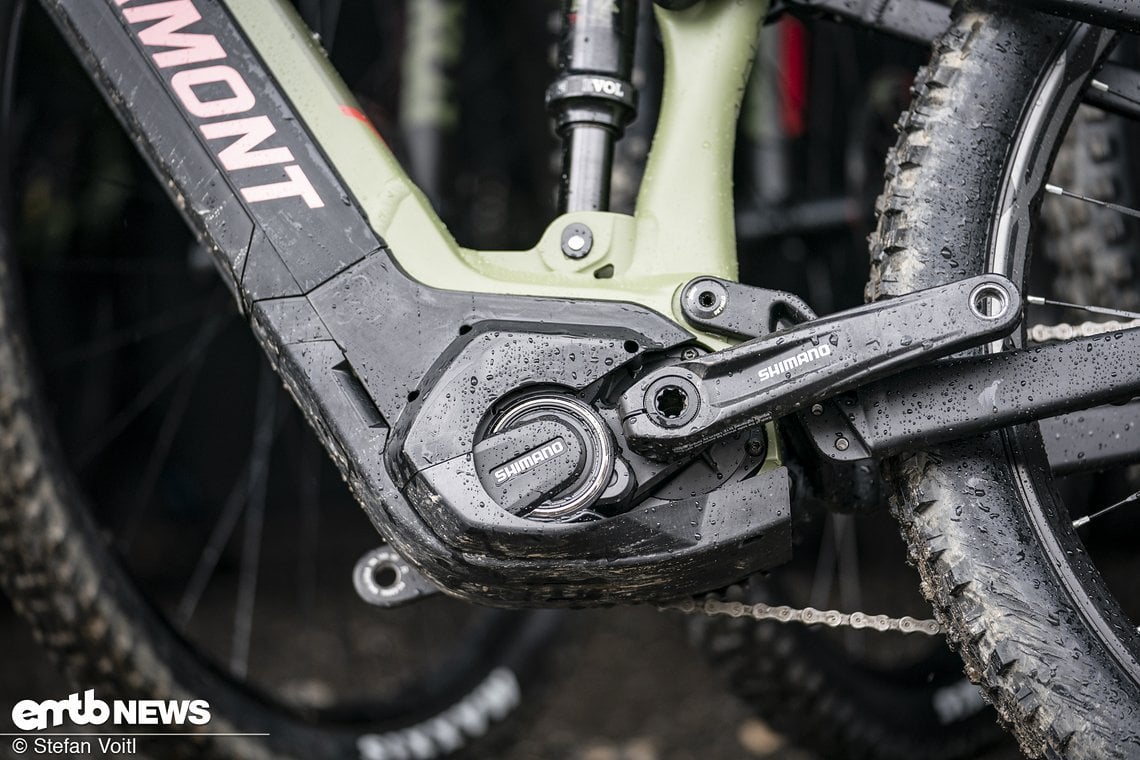 Im Bergamont E-Contrail werkelt der kompakte Shimano Steps E8000