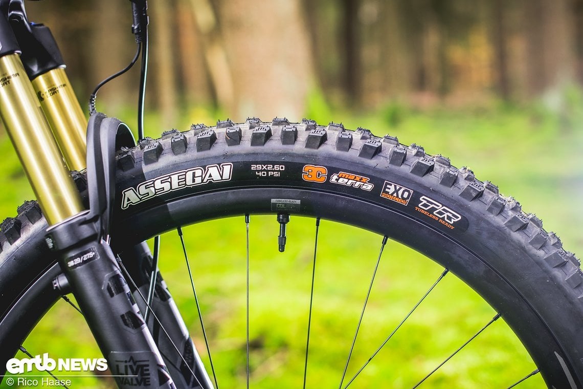 Griffige Maxxis-Reifen ...