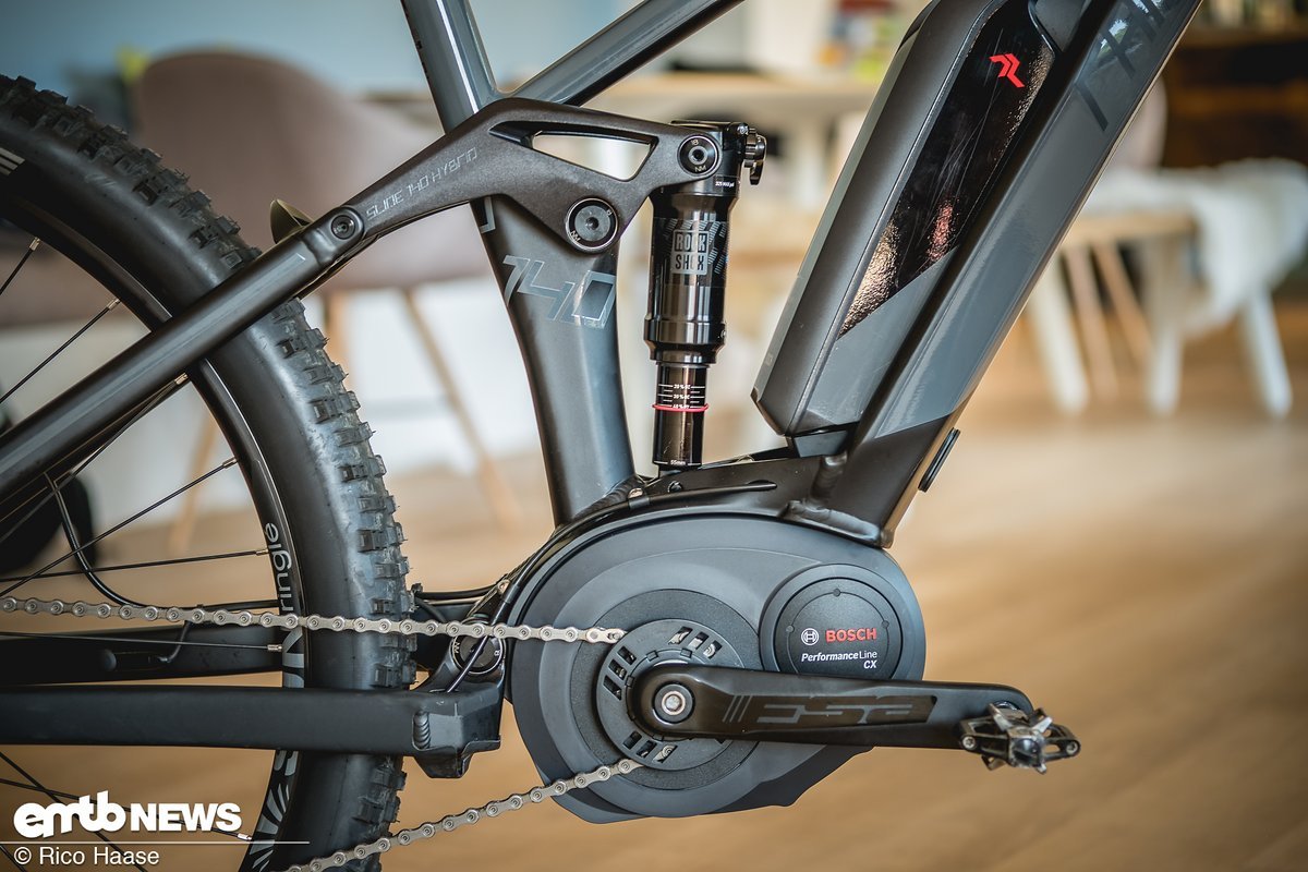 Metrischer RockShox-Dämpfer gepaart mit der guten Kinematik am Hinterbau Metrischer RockShox-Dämpfer gepaart mit der guten Kinematik am Hinterbau