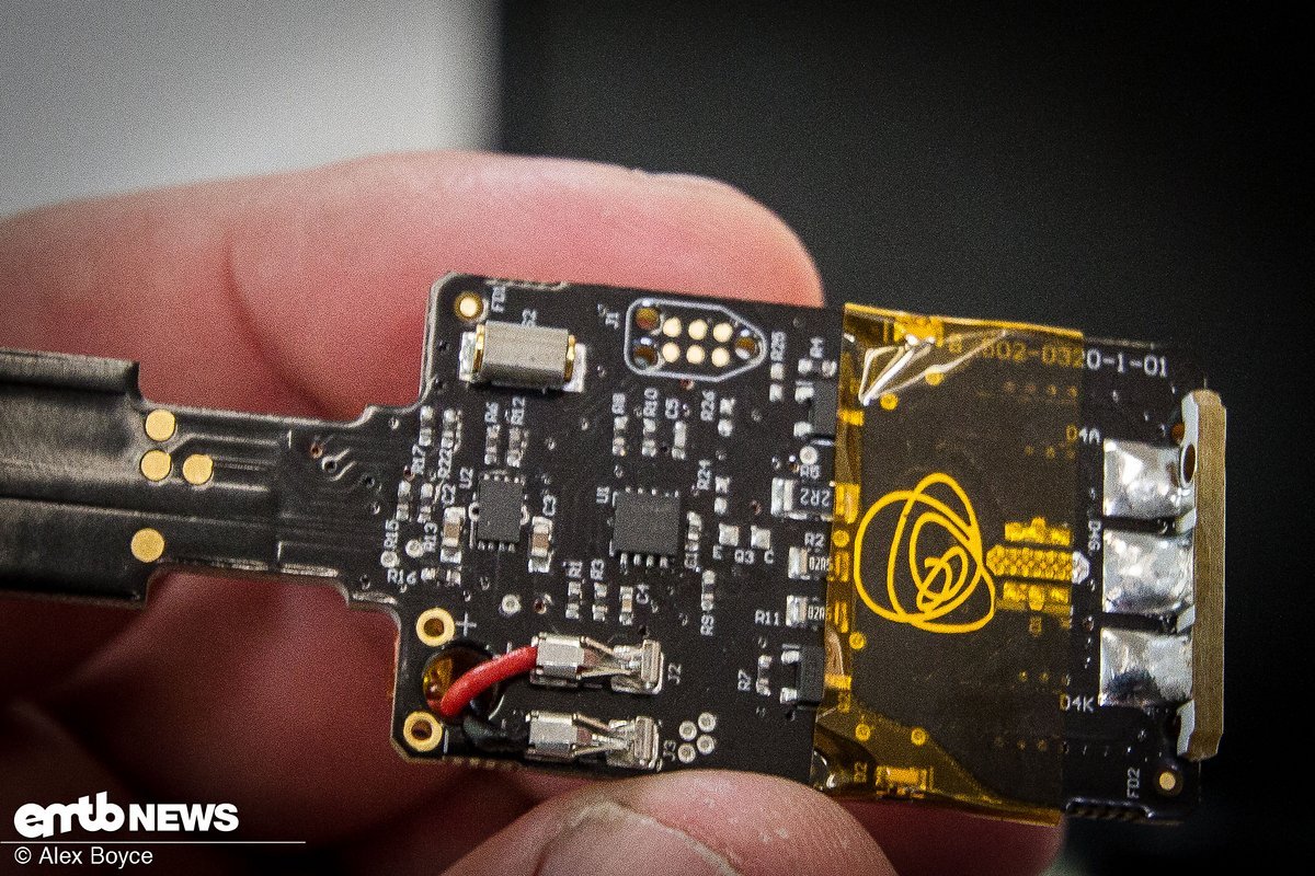 Als wir noch Kinder waren, bestanden Lichter aus einem Schalter, einer Birne und einer Batterie Als wir noch Kinder waren, bestanden Lichter aus einem Schalter, einer Birne und einer Batterie