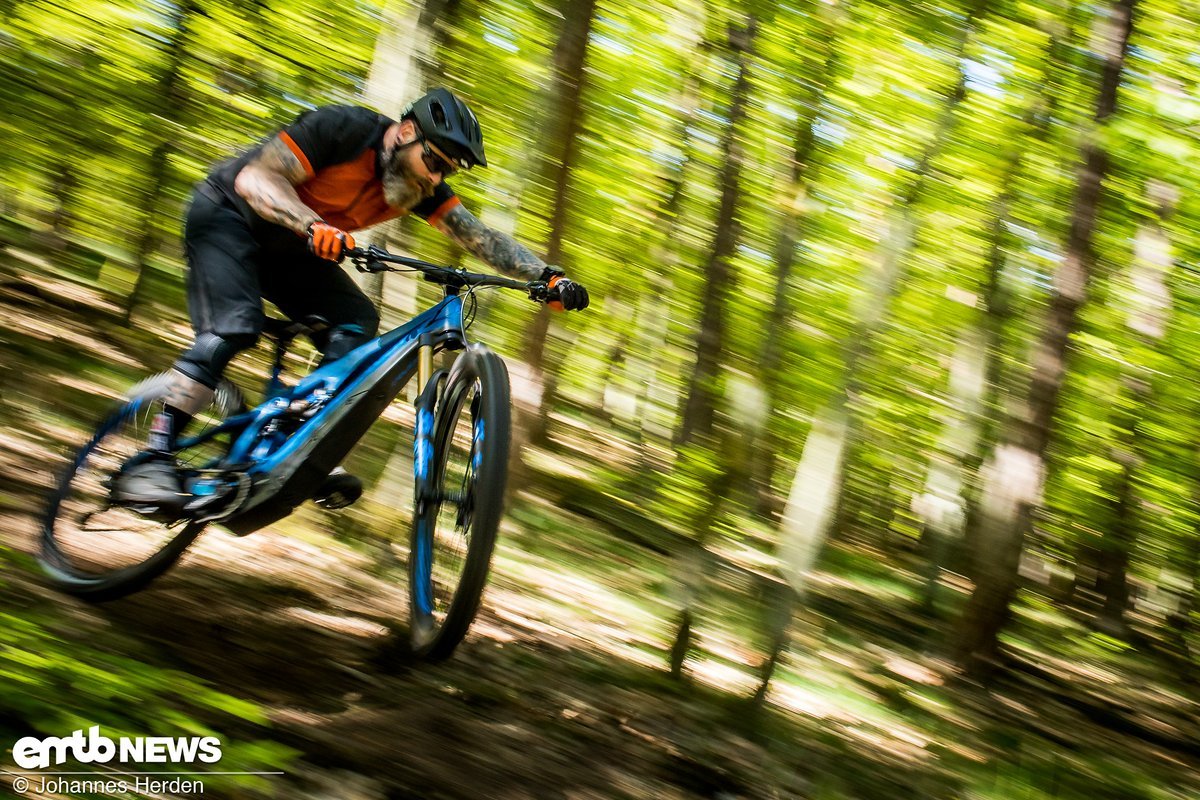 The Pivot Shuttle encourages you to push the limits The Pivot Shuttle encourages you to push the limits