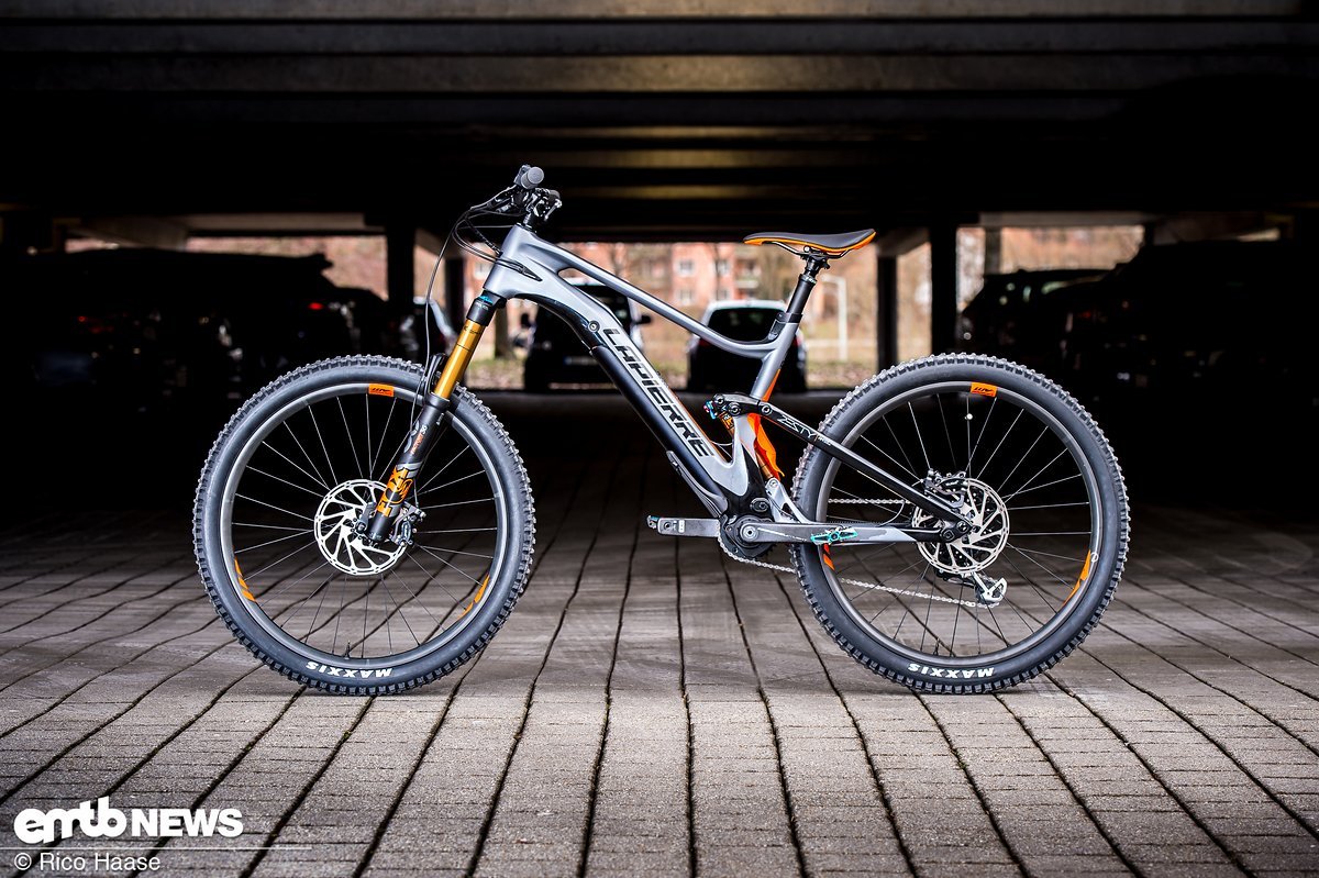 The Lapierre eZesty looks a lot like an unmotorised mountain bike The Lapierre eZesty looks a lot like an unmotorised mountain bike