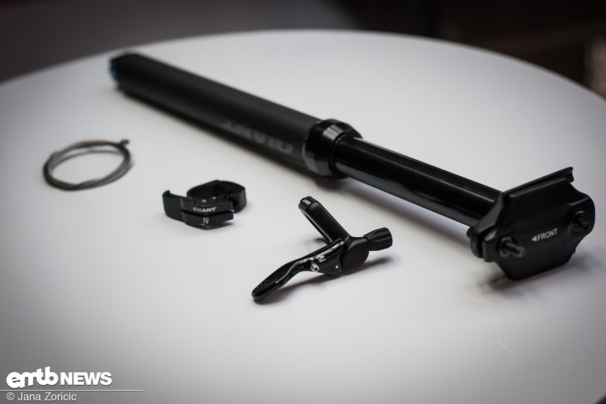 The Giant Contact SL Dropper comes with 2 remote levers for 2018 The Giant Contact SL Dropper comes with 2 remote levers for 2018