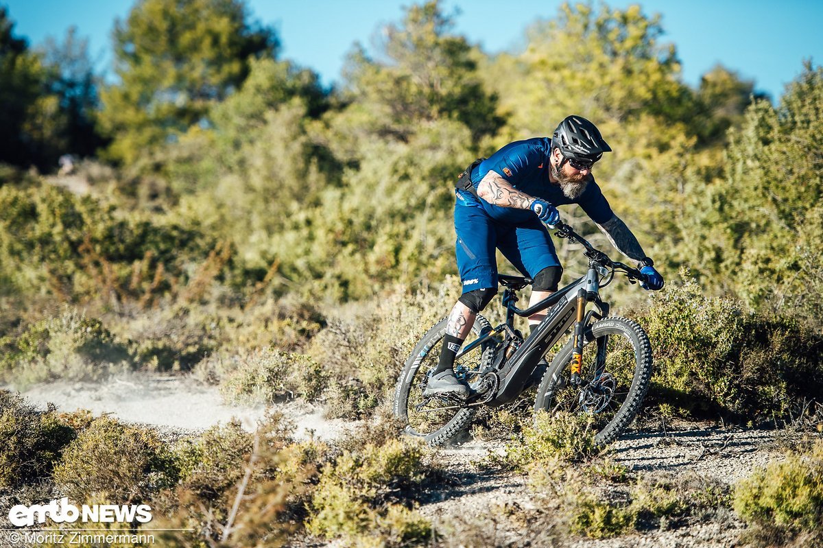 When the trail has some flow, the Bulls E-Core Evo is completely in its element When the trail has some flow, the Bulls E-Core Evo is completely in its element