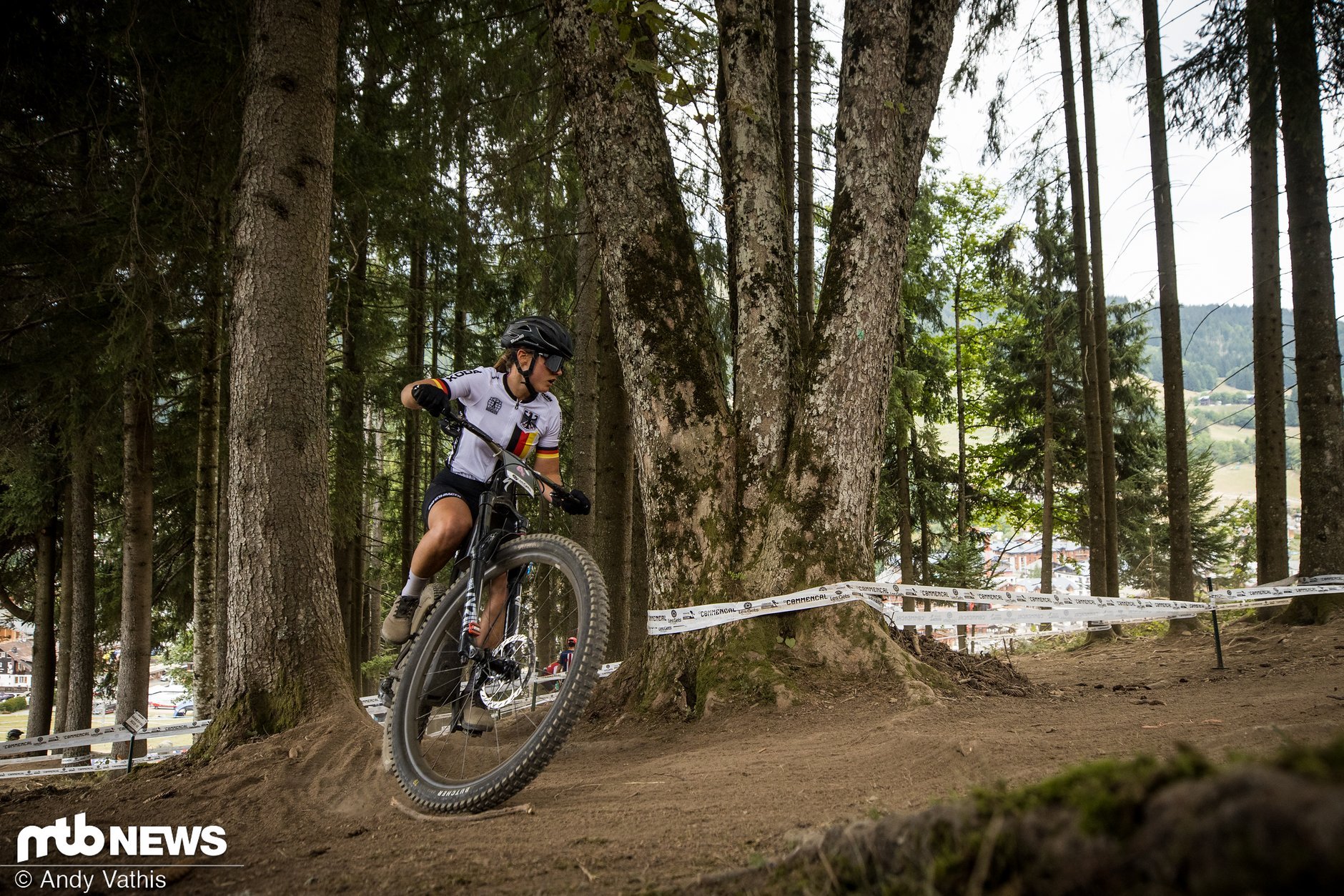 UCI EMTB WM 2022 Fotostory Spektakuläre Fotos vom Rennen eMTBNews.de