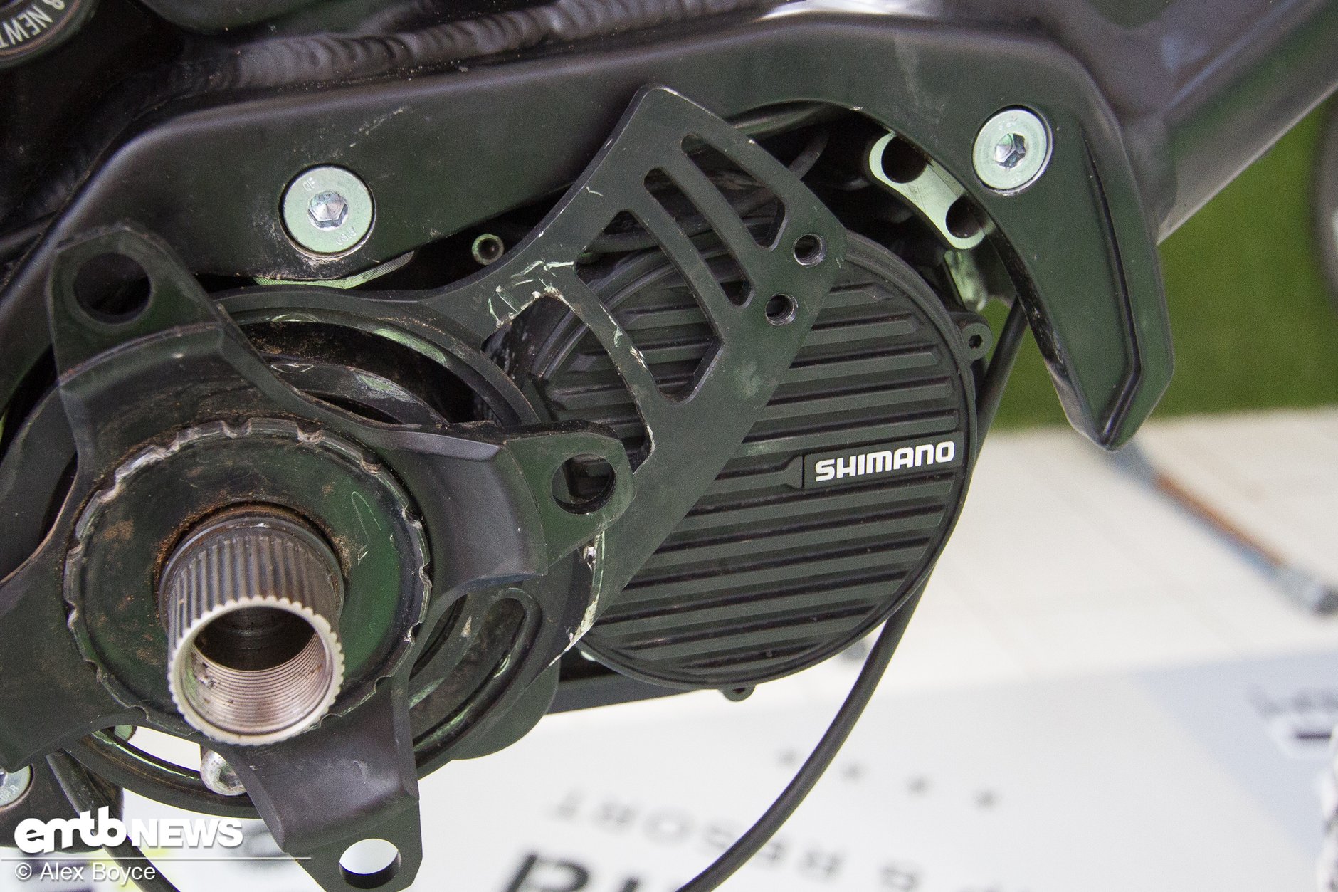 Shimano Steps E8000 Motor zerlegt ein Blick ins Innere des Antriebs — free download
