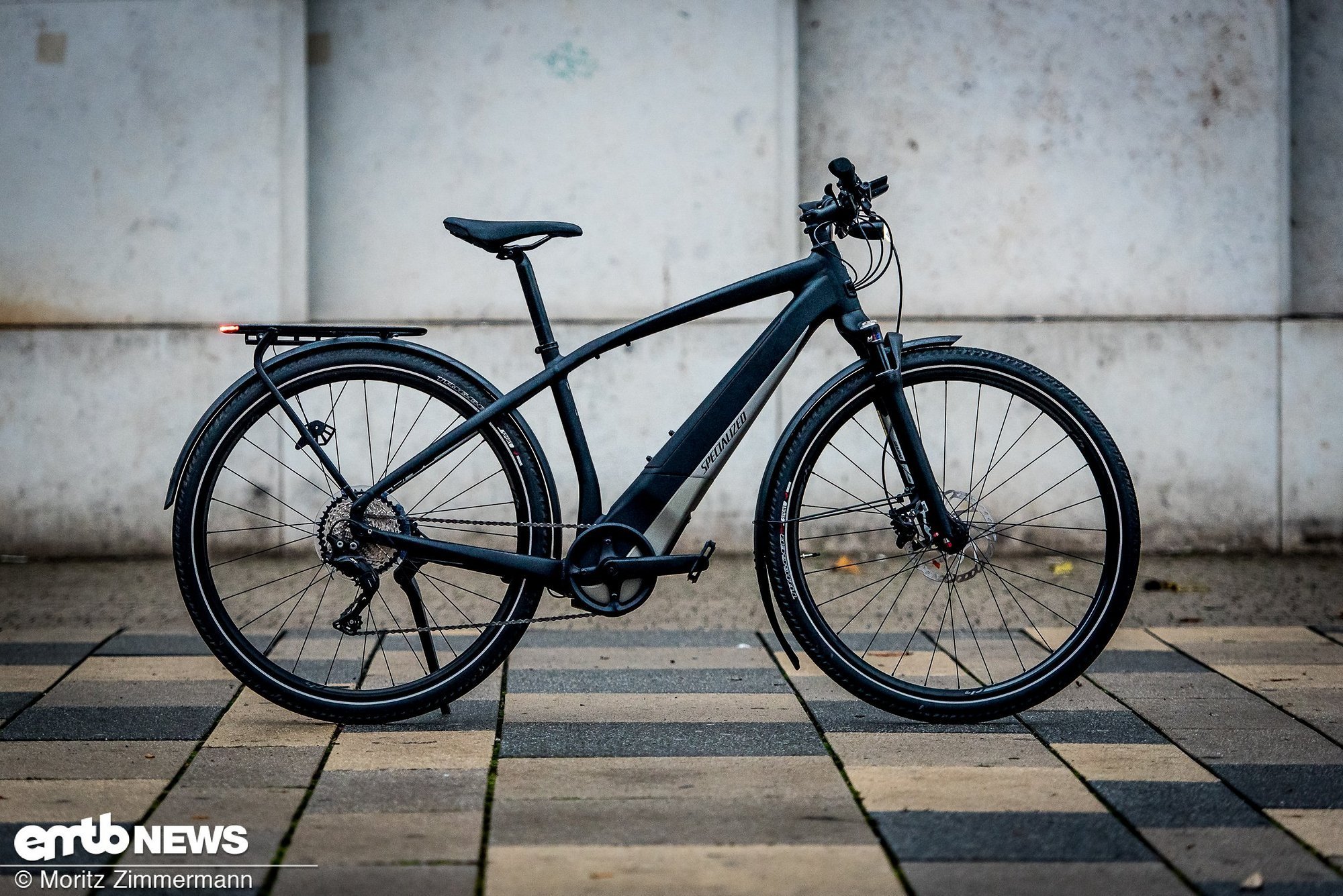 The Urban Special: Have a safe commute – we tested E-Bikes, clothing