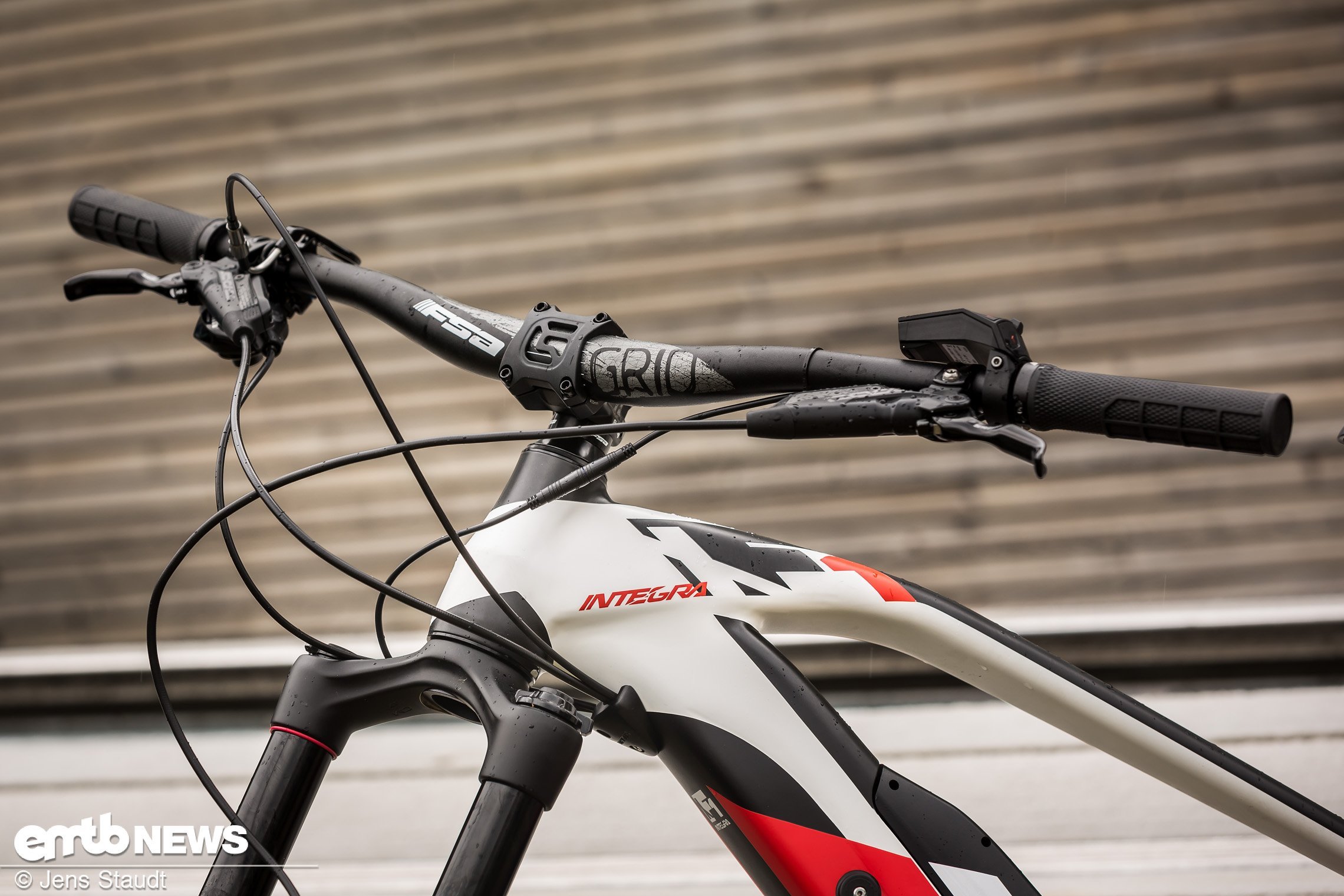 Fantic XF1 Integra EMountainbike mit bis zu 180 mm Federweg