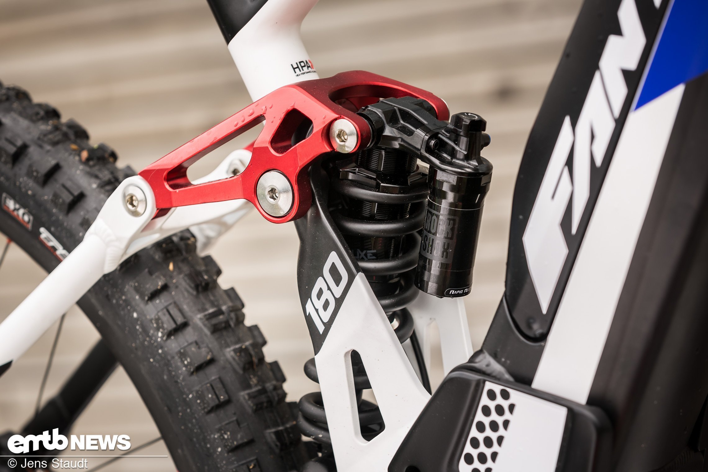 Fantic XF1 Integra EMountainbike mit bis zu 180 mm Federweg