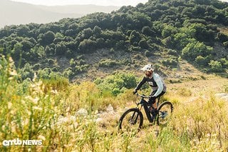 Wer mit dem Giant Trance X Advanced  E+ auf normalen Trails unterwegs ist, kann sich darauf freuen, am Fahrwerk eigentlich nichts mehr verstellen zu müssen, denn dies übernimmt alles die Elektronik.