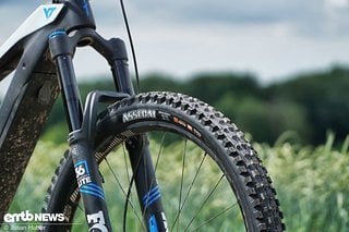 Der Assegai von Maxxis ist einer von zahlreichen Vertretern, um maximalen Grip in der Falllinie zu generieren.