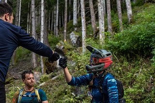 Obligatorisches Abklatschen nach den Stages