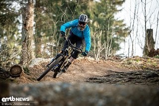 Auf dem Trail brilliert die SRAM GX Eagle AXS mit bester Schaltperformance und herausragender Präzision.