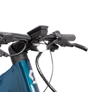 Mit Display und Scheinwerfer hat man beim Scott Axis alles im Blick.