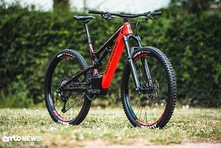 Rocky Mountain Instinct Powerplay C70 – ein E-Trailbike mit Carbon-Rahmen, spannendem Motorsystem und einer attraktiven Lackierung